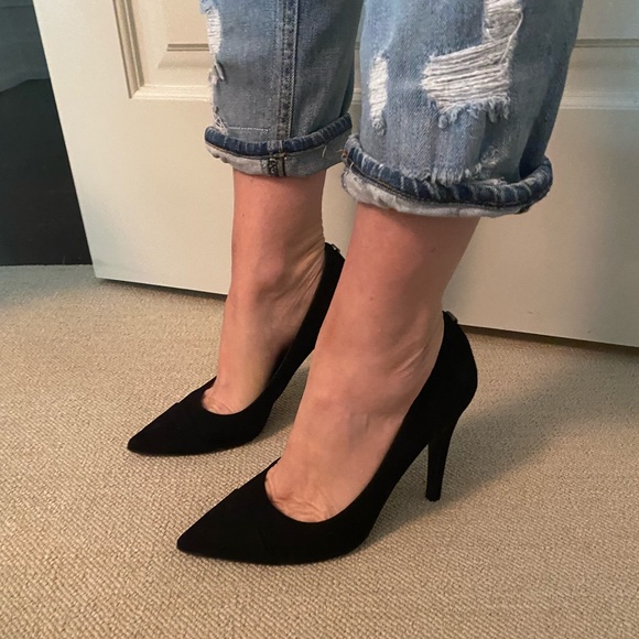Chanel Heels - Picture 5 of 14